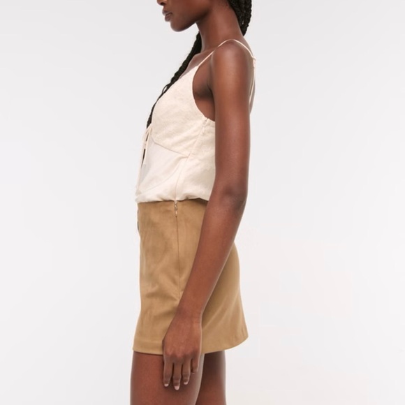Abercrombie & Fitch The A&F
Scarlett Vegan Suede Mini Skirt Skort Med NWT - Picture 4 of 15